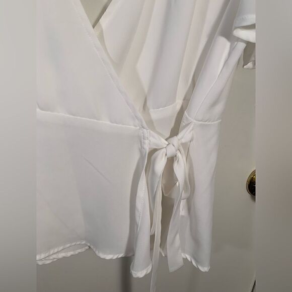Shinestar NWOT white/ivory wrap style shirt sleeve blouse Size large - Picture 3 of 5